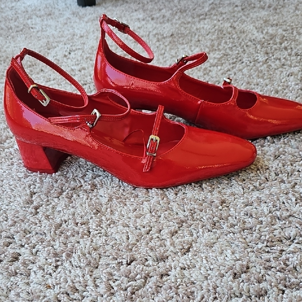 NWOT ZARA Elegant Red Patent Leather Women's Shoes